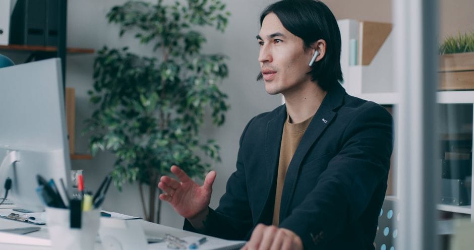 Como liderar reuniões à distância