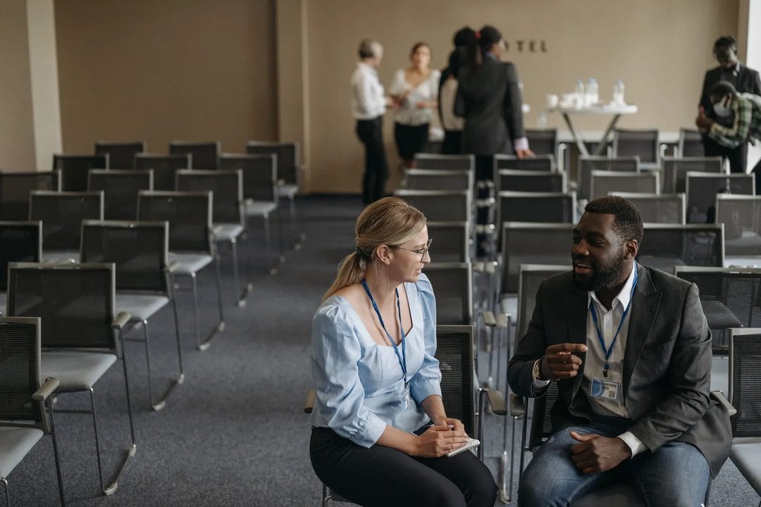 Networking genuíno: como criar contactos profissionais sem parecer interesseiro